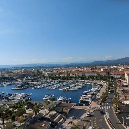 Vue Exceptionnelle Sur La Mer Et Le Cap Esterel Saint-Raphael  Exterior photo