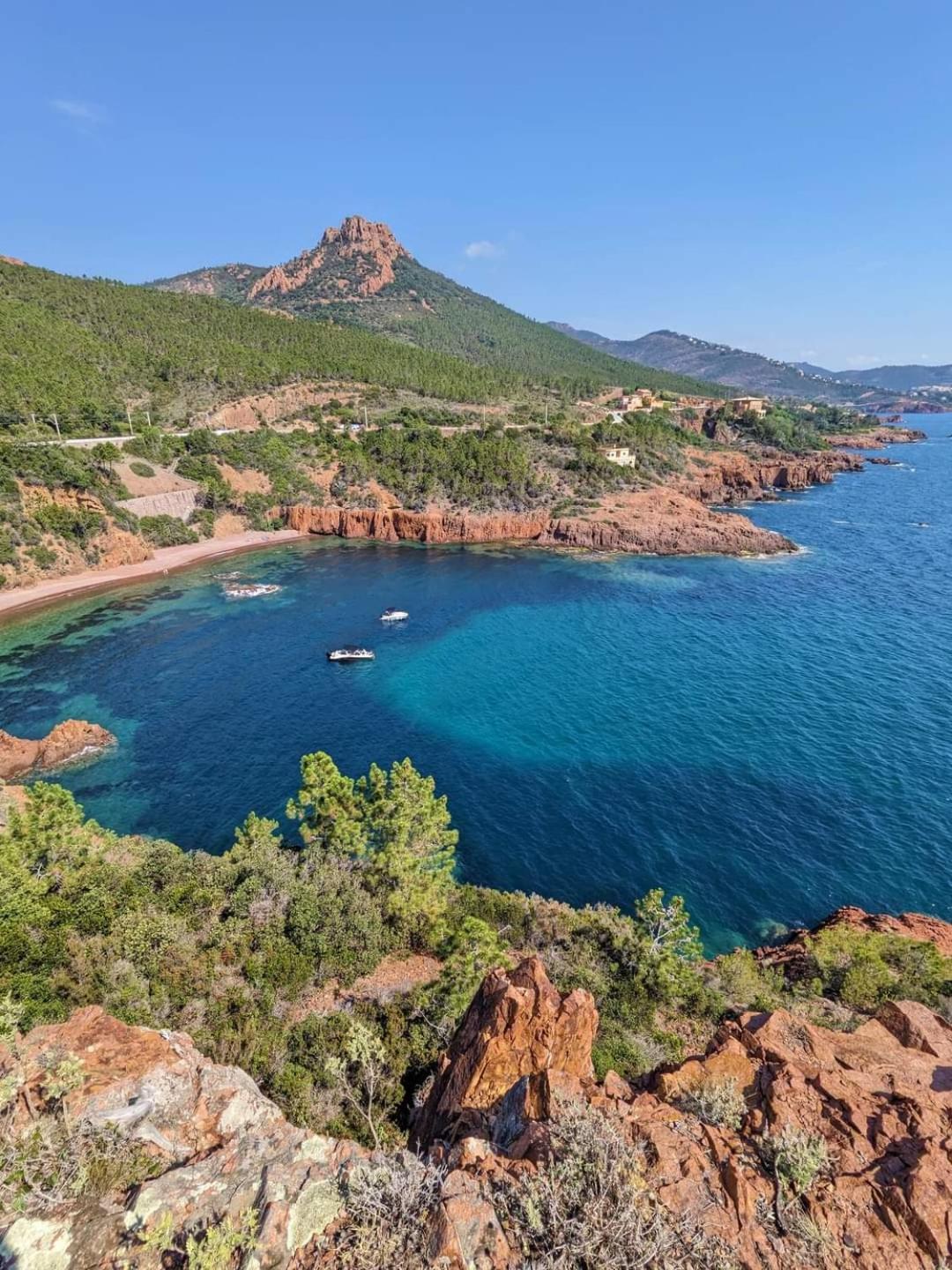 Vue Exceptionnelle Sur La Et Le Cap Esterel Saint-Raphael (Var)